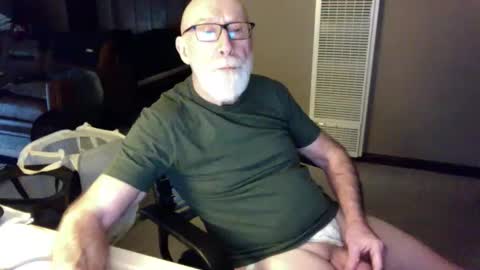 Snapshot of thickmorningwoodinyoualways chatting on 03-05-25, 04:13 Thickmorningwoodinyou always online show from 03-05-25, 04:13