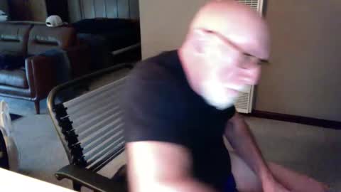 Snapshot of thickmorningwoodinyoualways chatting on 10-08-25, 05:43 Thickmorningwoodinyou always online show from 10-08-25, 05:43