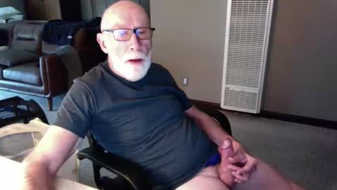 Snapshot of thickmorningwoodinyoualways chatting on 10-22-25, 05:02 Thickmorningwoodinyou always online show from 10-22-25, 05:02