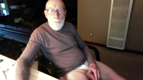 Snapshot of thickmorninwood chatting on 06-16-26, 01:36 thickmorninwood online show from 06-16-26, 01:36