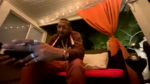 Snapshot of thicknlong11 chatting on 12-23-24, 06:44 monster cock online show from 12-23-24, 06:44