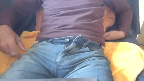 Snapshot of thickrum chatting on 05-12-26, 09:06 Thickru online show from 05-12-26, 09:06