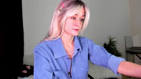 Snapshot of thief_of_hearts_ chatting on 12-15-25, 07:45 thief_of_hearts_ online show from 12-15-25, 07:45