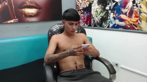 Snapshot of thiiago_collins chatting on 02-18-26, 11:11 THIAGO COLLINS online show from 02-18-26, 11:11