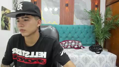 Snapshot of thiiago_collins chatting on 02-22-26, 10:41 THIAGO COLLINS online show from 02-22-26, 10:41