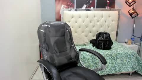  THIAGO COLLINS  online show from 05-31-26, 10:44