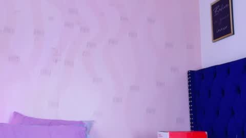 Snapshot of thin_eva chatting on 06-27-26, 12:59 Eva online show from 06-27-26, 12:59