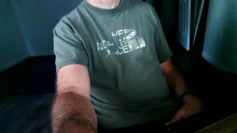 Snapshot of thinboy4moon chatting on 06-21-26, 10:18 thinboy4moon online show from 06-21-26, 10:18