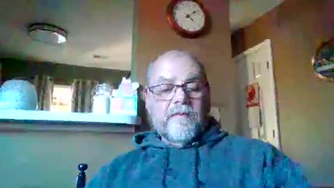 Snapshot of thisguy374 chatting on 12-14-25, 09:08 thisguy374 online show from 12-14-25, 09:08