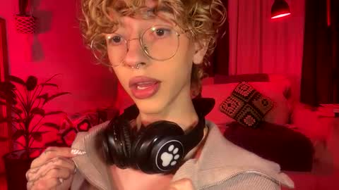 Damiano online show from 04-24-26, 08:33