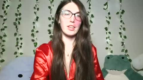 thistlefernsby online show from 06-29-26, 03:13