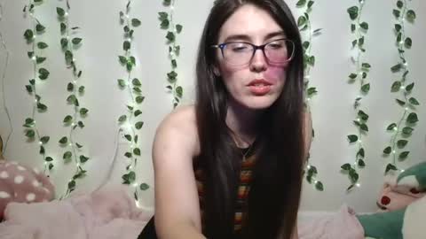thistlefernsby online show from 07-22-26, 01:30