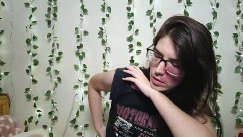 thistlefernsby online show from 07-30-26, 02:32