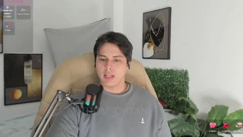 Snapshot of thom_ohtani chatting on 04-18-26, 07:07 thom_ohtani online show from 04-18-26, 07:07