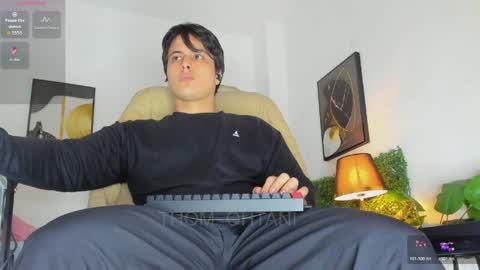 Snapshot of thom_ohtani chatting on 04-25-26, 09:45 thom_ohtani online show from 04-25-26, 09:45