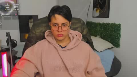 Snapshot of thom_ohtani chatting on 05-09-26, 01:55 thom_ohtani online show from 05-09-26, 01:55