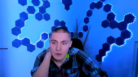 thomas_crow online show from 02-10-26, 07:51