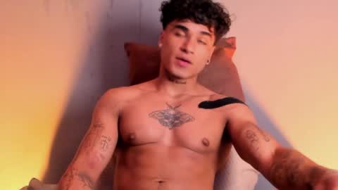 Snapshot of thomas_fit1 chatting on 12-26-24, 01:51 Thomas 3 JUST STAY AND BE MY LAST LOVE online show from 12-26-24, 01:51