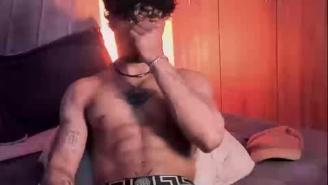 Snapshot of thomas_fit1 chatting on 09-19-25, 05:20 Thomas 3 JUST STAY AND BE MY LAST LOVE online show from 09-19-25, 05:20