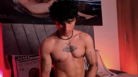 Snapshot of thomas_fit1 chatting on 10-28-25, 02:26 Thomas 3 JUST STAY AND BE MY LAST LOVE online show from 10-28-25, 02:26