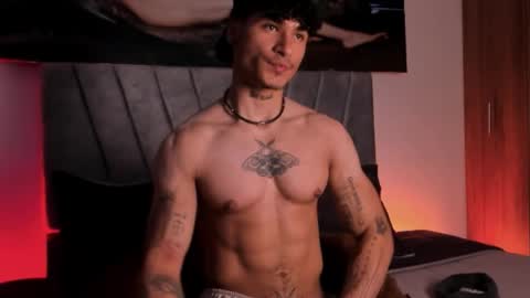 Snapshot of thomas_fit1 chatting on 11-05-25, 11:27 Thomas 3 JUST STAY AND BE MY LAST LOVE online show from 11-05-25, 11:27