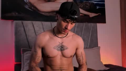 Snapshot of thomas_fit1 chatting on 11-07-25, 05:57 Thomas 3 JUST STAY AND BE MY LAST LOVE online show from 11-07-25, 05:57