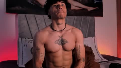 Snapshot of thomas_fit1 chatting on 11-08-25, 05:01 Thomas 3 JUST STAY AND BE MY LAST LOVE online show from 11-08-25, 05:01