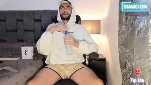 Thomas online show from 10-24-25, 07:32