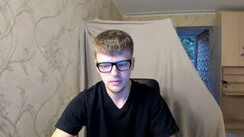 Tomas online show from 10-04-25, 02:59