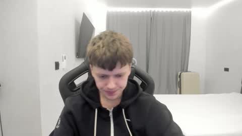 Tomas online show from 02-10-26, 02:48