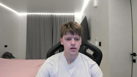 Tomas online show from 04-07-26, 02:01