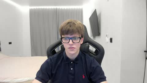 Tomas online show from 04-29-26, 04:11