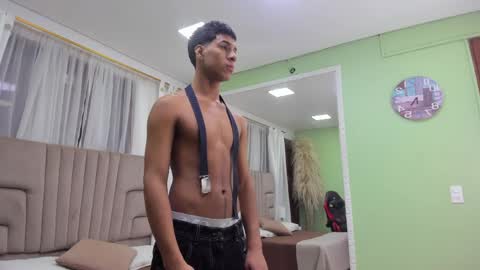 Snapshot of thomas_valkov chatting on 05-30-26, 11:29 Thomas Valkov online show from 05-30-26, 11:29