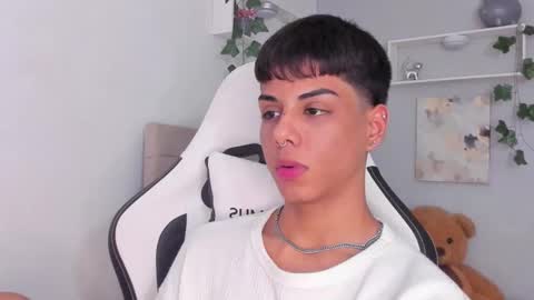 Thomas online show from 11-14-25, 07:29