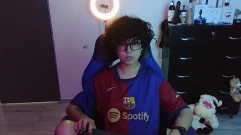 VALERIA online show from 10-26-25, 06:58