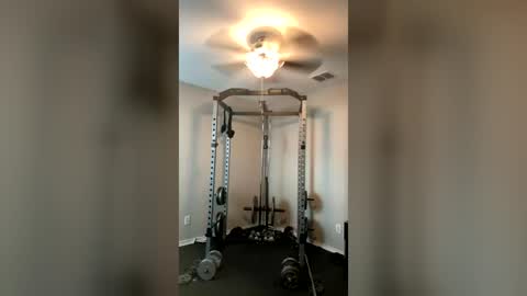 Snapshot of thomasgwhitecft chatting on 06-22-26, 12:46 FatherTime online show from 06-22-26, 12:46