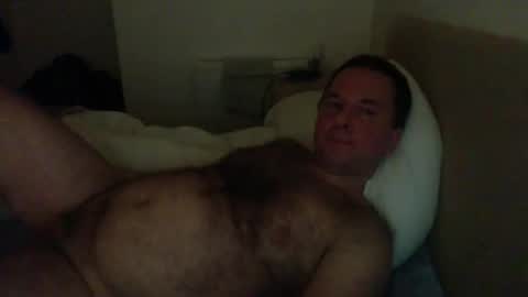 Snapshot of thomaspol chatting on 02-22-26, 12:01 Tom online show from 02-22-26, 12:01