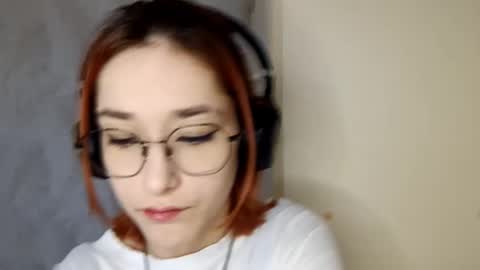 Lina online show from 11-29-25, 11:13