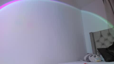 Snapshot of thomythompson chatting on 01-29-25, 03:22 Thomy T online show from 01-29-25, 03:22