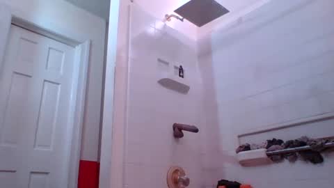 thongboy2929 online show from 02-22-25, 10:20