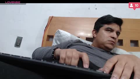 Snapshot of thor0200 chatting on 01-07-25, 04:48 thor0200 online show from 01-07-25, 04:48