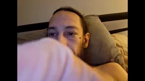 Snapshot of throbster513 chatting on 10-17-25, 03:03 throbster513 online show from 10-17-25, 03:03