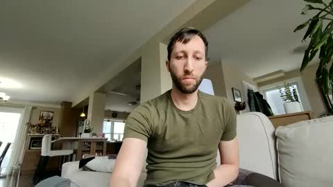 throwawayafteruse20202 online show from 04-15-26, 07:54