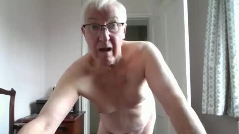 Snapshot of thruster99 chatting on 10-29-25, 02:52 thruster99 online show from 10-29-25, 02:52