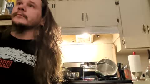 thunder8u42 online show from 12-16-25, 12:54