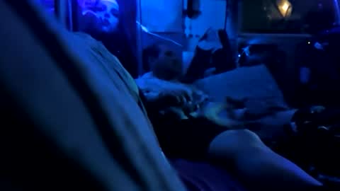 thunder8u42 online show from 04-21-26, 09:15