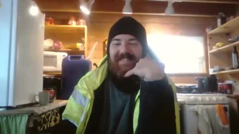 Snapshot of thunderjacker chatting on 10-20-25, 08:42 The Pen is Mightier than Sword online show from 10-20-25, 08:42