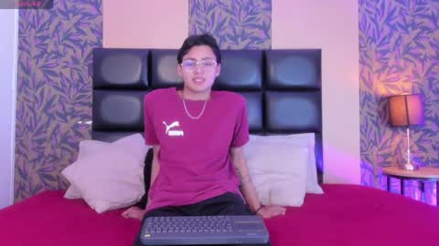   online show from 05-15-26, 04:08