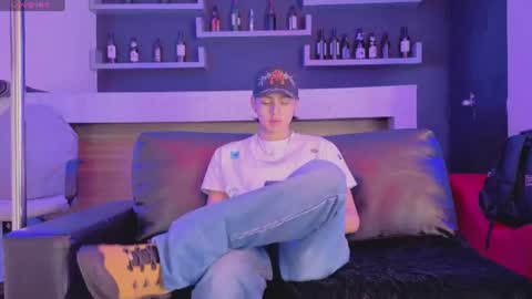   online show from 07-18-26, 08:01