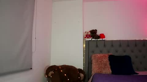 Snapshot of tiana_sanders chatting on 11-10-25, 01:37 TATIANA online show from 11-10-25, 01:37